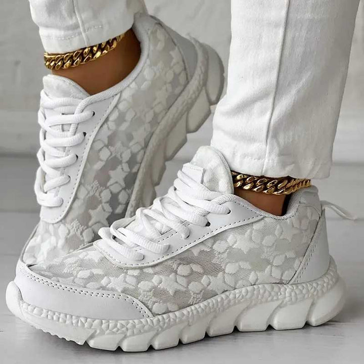 Lotte™ – Bequeme Sneakers mit handgefertigten Details