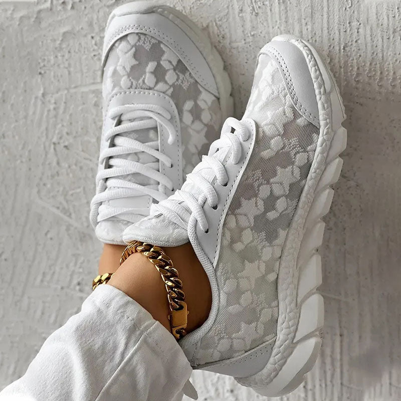Lotte™ – Bequeme Sneakers mit handgefertigten Details
