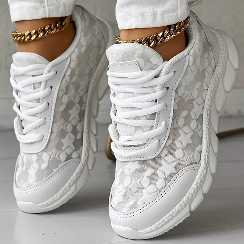 Lotte™ – Bequeme Sneakers mit handgefertigten Details